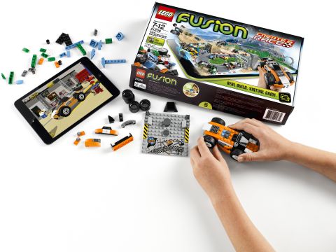 LEGO FUSION Create and Race Gameplay