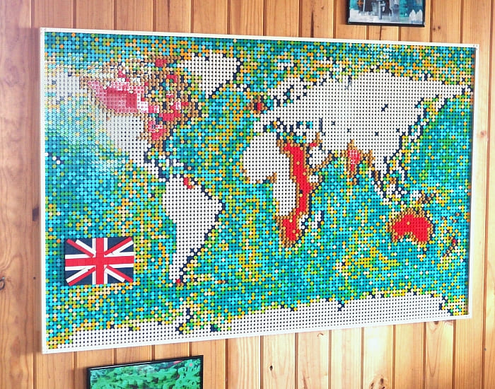 LEGO World Map Customization 5