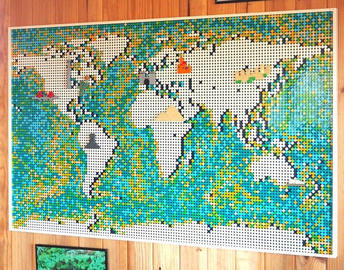 LEGO World Map Customization 7