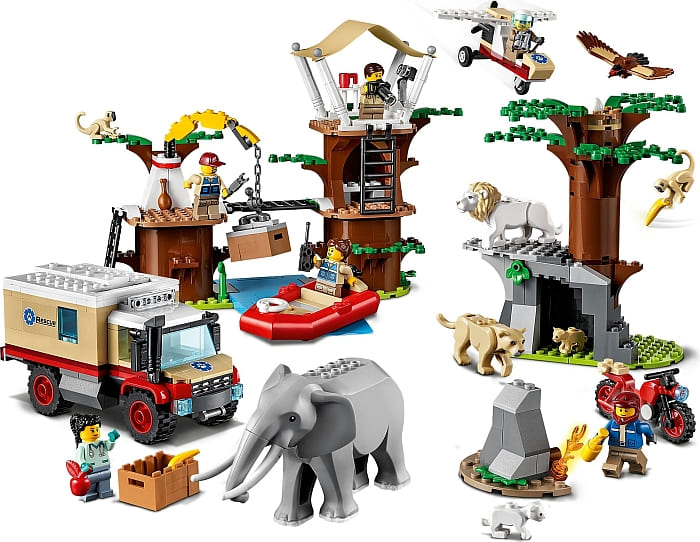 LEGO Store Calendar August 2021 City
