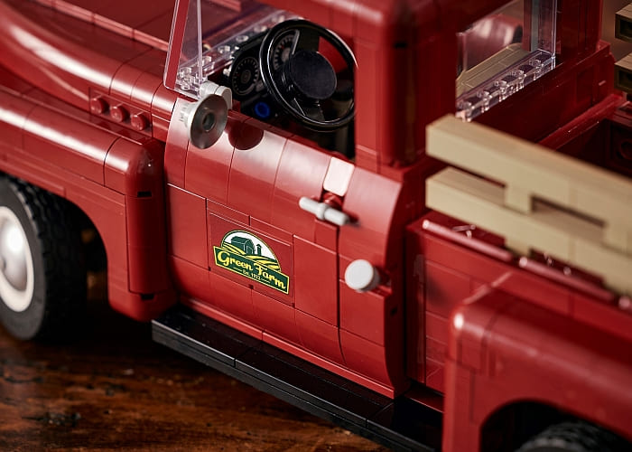 10290 LEGO Pickup Truck 9