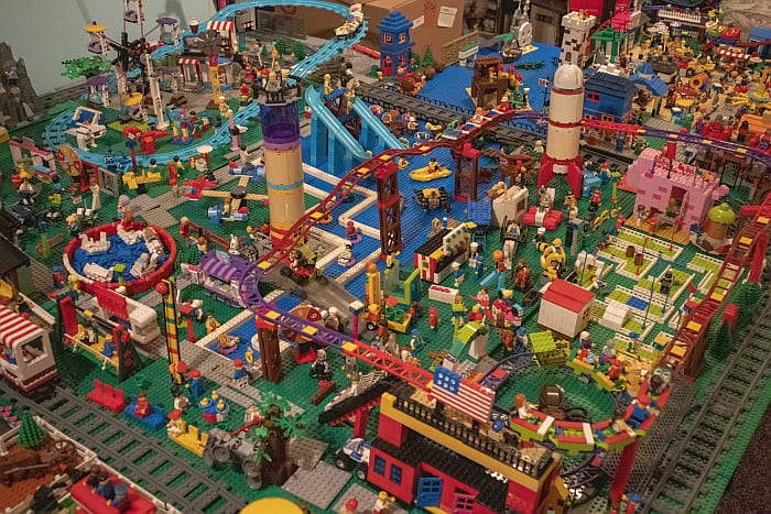 UK Kids Children Building Blocks Fairground Large Set Indoor Outdoor LEGO Size 