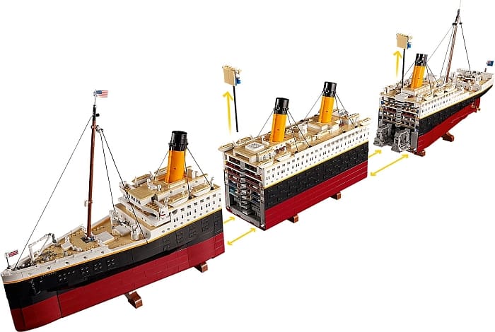 10294 LEGO Titanic Review 1