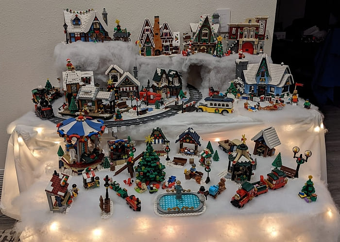 LEGO Winter Village Facebook Group 20
