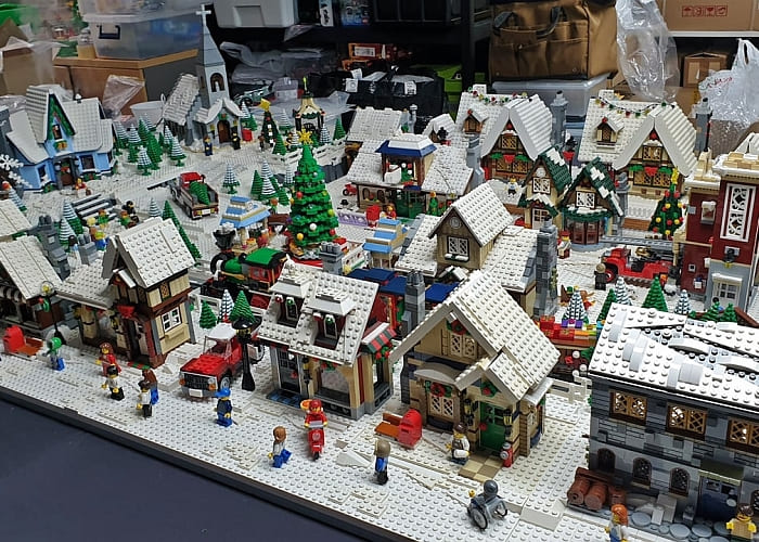 LEGO Winter Village Facebook Group 7