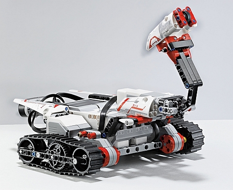 LEGO Mindstorms EV3 Robot 4