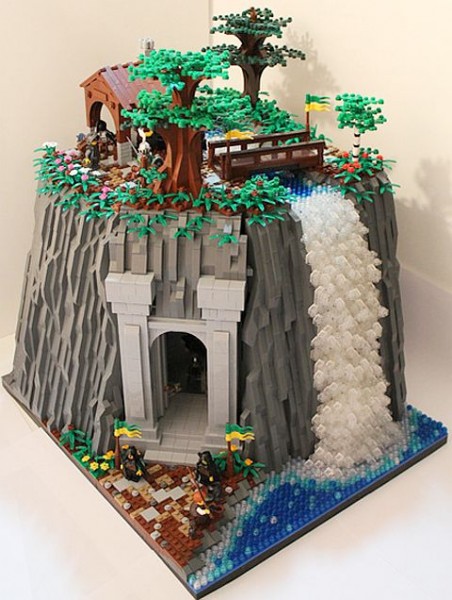 Building with LEGO: beautiful landscaping