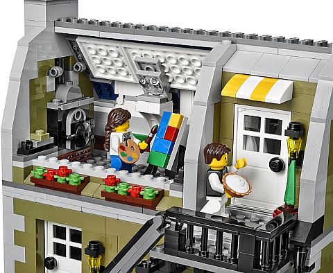 #10243 LEGO Parisian Restaurant Studio