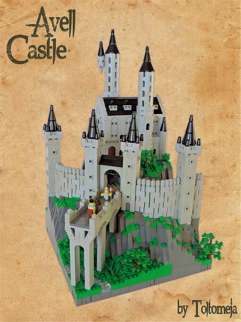 LEGO Micro Scale Castle by Toltomeja