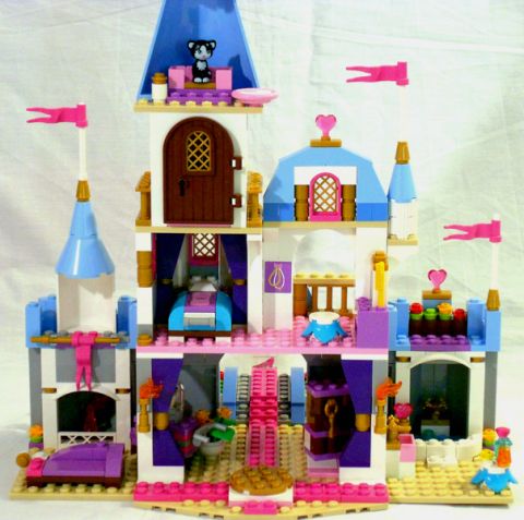 #41055 LEGO Cinderella's Castle Details