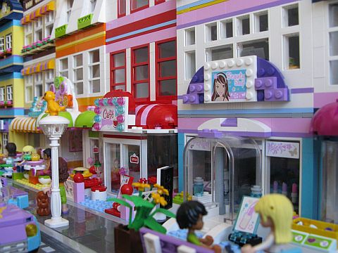 LEGO Friends Town Details by Kristel