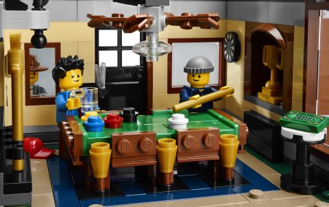 #10246 LEGO Detective's Office Pool Hall