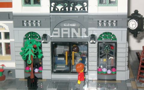 #10251 LEGO Creator Brick Bank 91