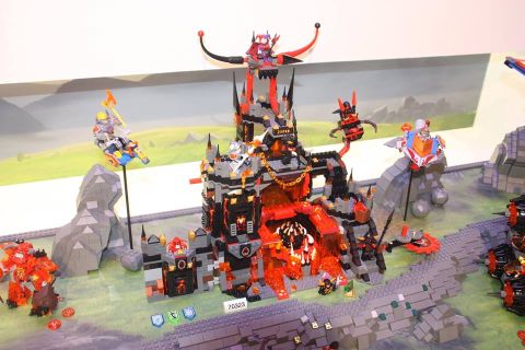 2016 German Toy Fair LEGO Nexo Knights - Photo by PromoBricks