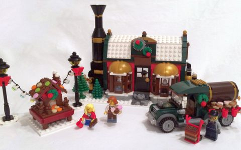 lego-winter-village-setup-3-by-mouseketeer11