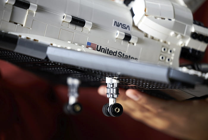 LEGO® set review: 10283 NASA Space Shuttle Discovery