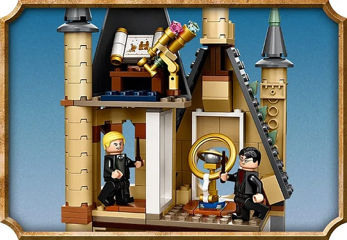 Lego Harry Potter : Poudlard avec Harry, Hermione, Ron, Draco