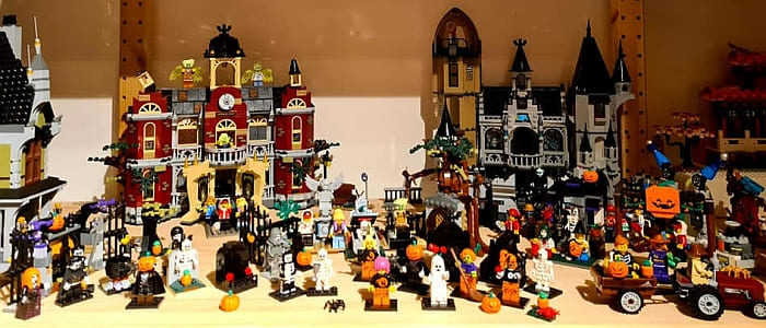 LEGO Halloween Decoration Ideas