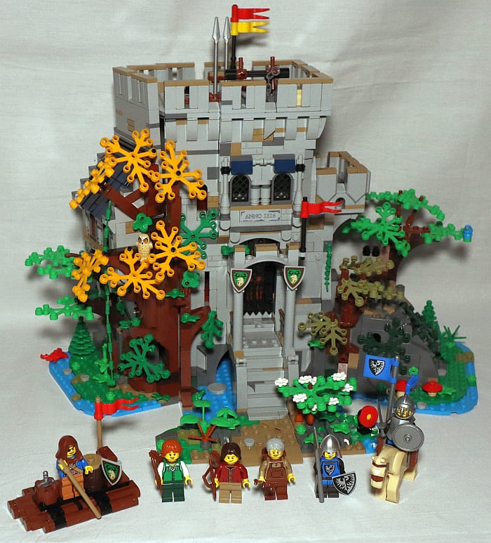 Castle in the Forest] [BrickLink]