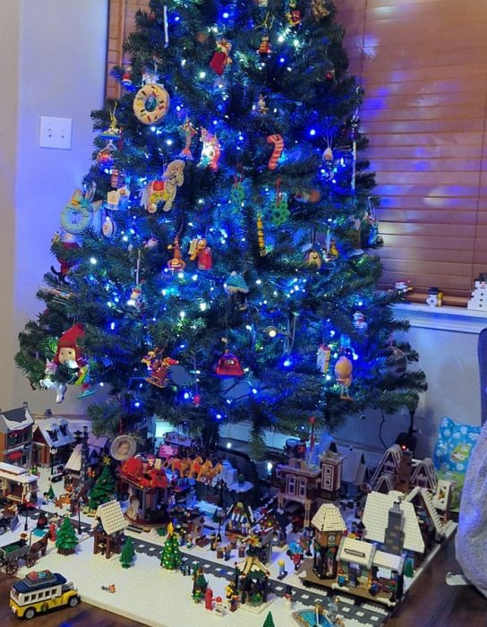 More Lego Winter Village Dioramas & Display Ideas